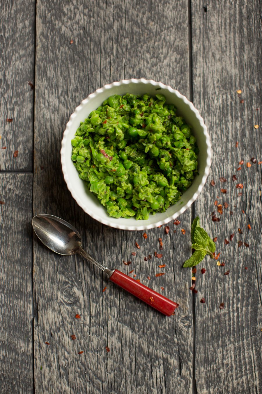 Grilled Salmon and Macho Pea Smash